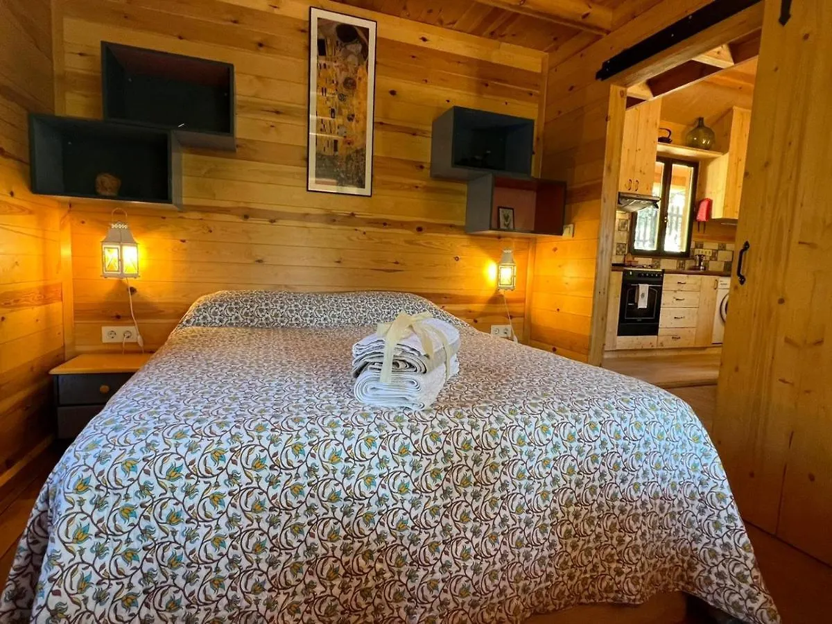 Rustic Cabin in the Woods/Cabaña en el bosque Amer 0*,  España