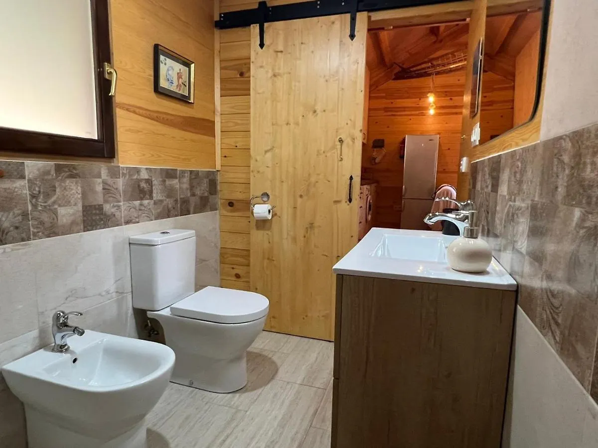 Rustic Cabin in the Woods/Cabaña en el bosque Amer Chalet